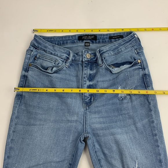 Judy Blue Skinny Distressed Jeans Light wash denim Size 11/30 Stretch Designer - Picture 13 of 16